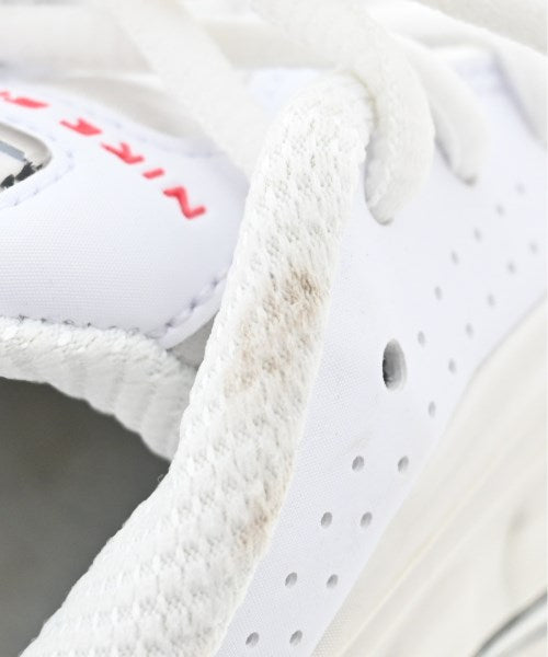 NIKE รองเท้าผ้าใบ