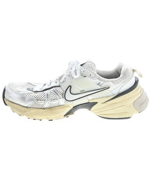 NIKE รองเท้าผ้าใบ