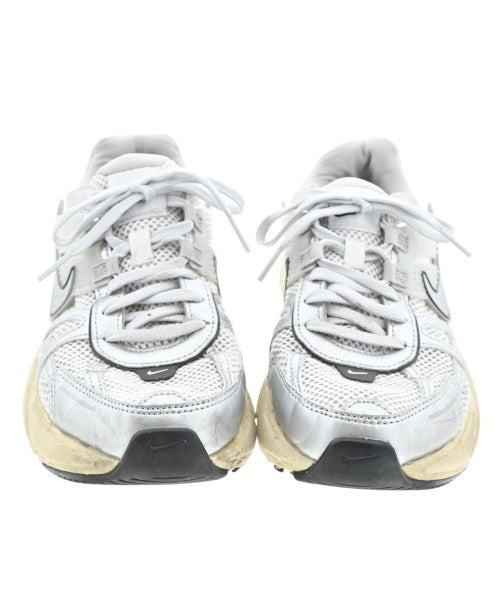 NIKE รองเท้าผ้าใบ