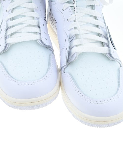 NIKE รองเท้าผ้าใบ