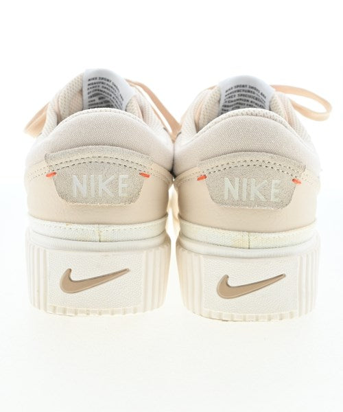 NIKE รองเท้าผ้าใบ