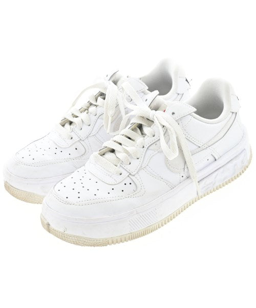 NIKE รองเท้าผ้าใบ