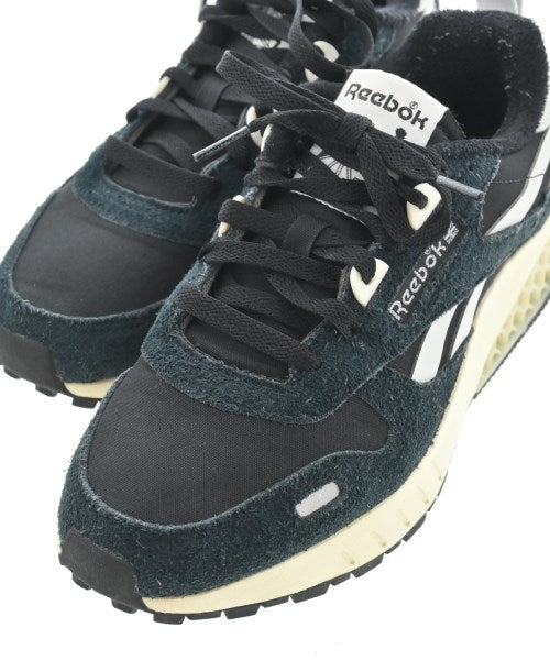 Reebok รองเท้าผ้าใบ