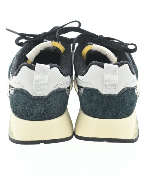 Reebok รองเท้าผ้าใบ
