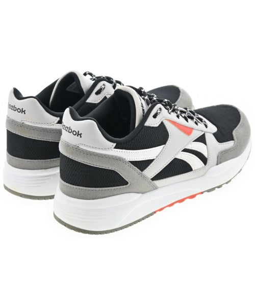 Reebok รองเท้าผ้าใบ