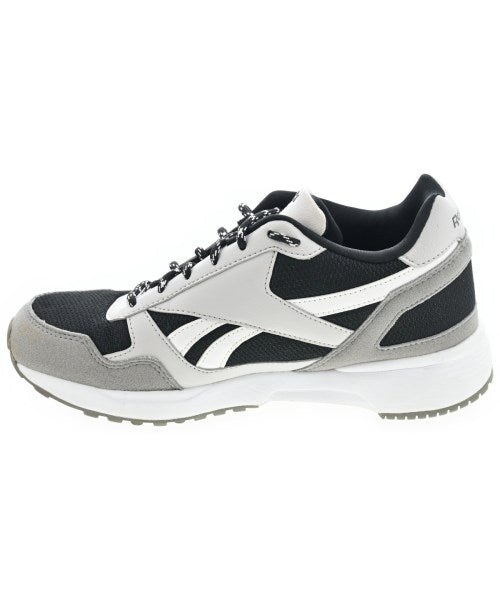 Reebok รองเท้าผ้าใบ