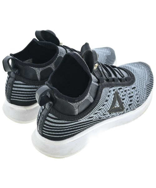 Reebok รองเท้าผ้าใบ