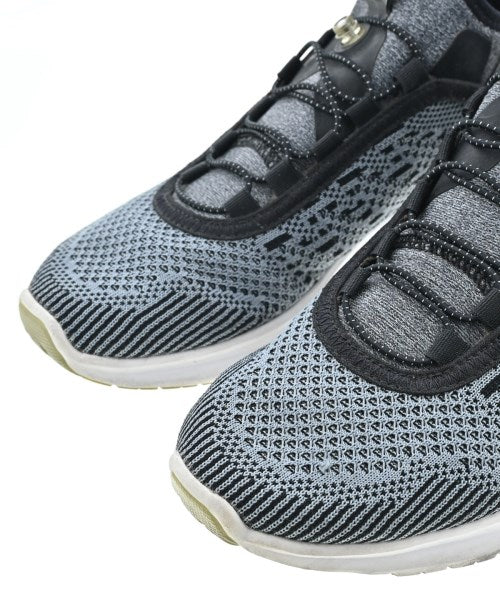 Reebok รองเท้าผ้าใบ