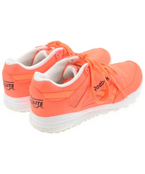 Reebok รองเท้าผ้าใบ