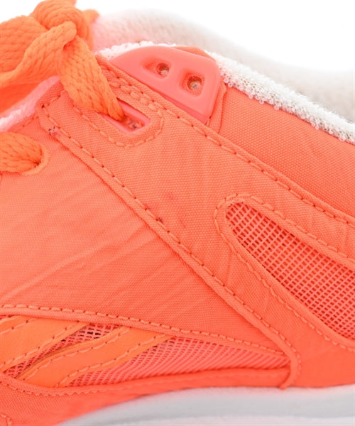 Reebok รองเท้าผ้าใบ