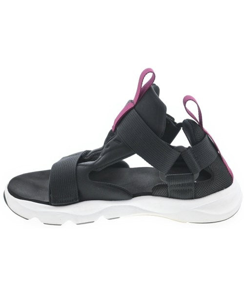 Reebok รองเท้าแตะ
