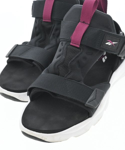 Reebok รองเท้าแตะ
