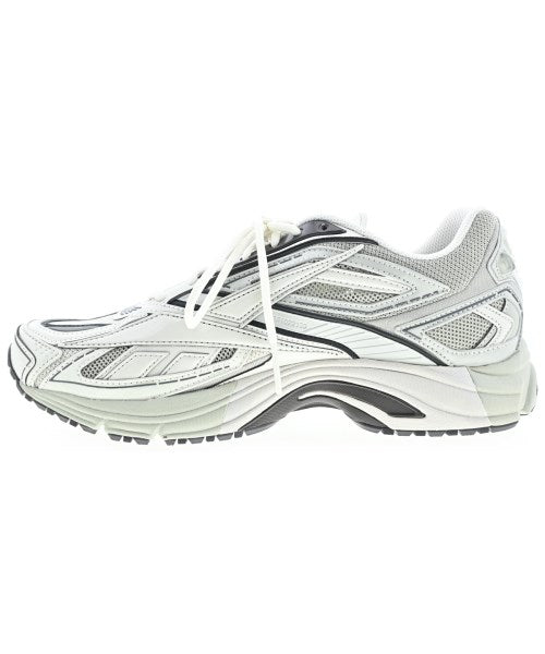 Reebok รองเท้าผ้าใบ