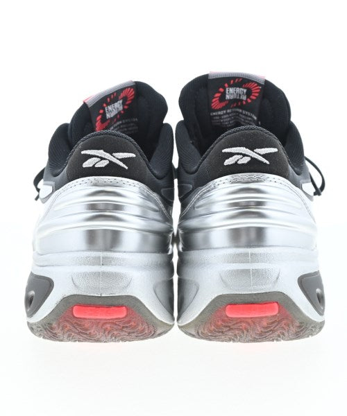 Reebok รองเท้าผ้าใบ