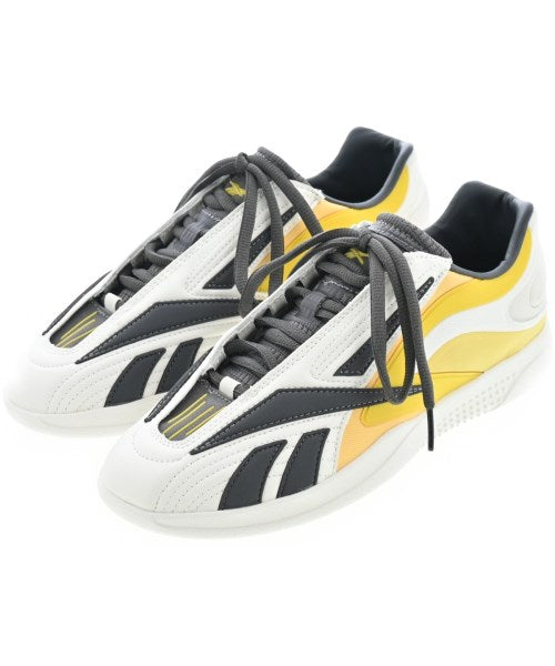 Reebok รองเท้าผ้าใบ