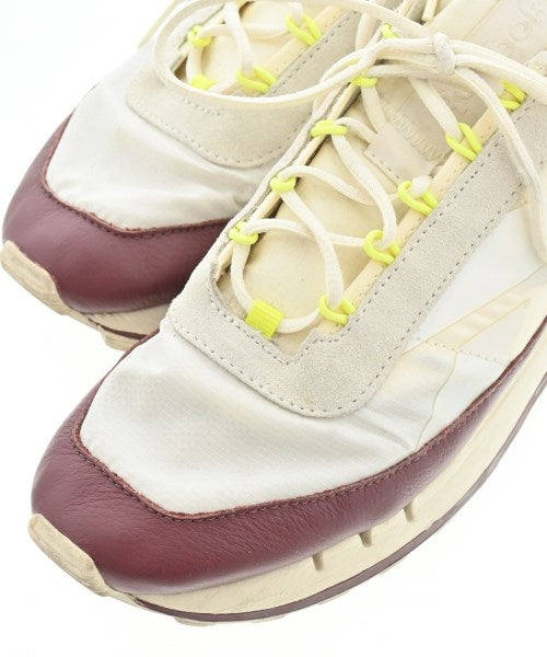 Reebok รองเท้าผ้าใบ