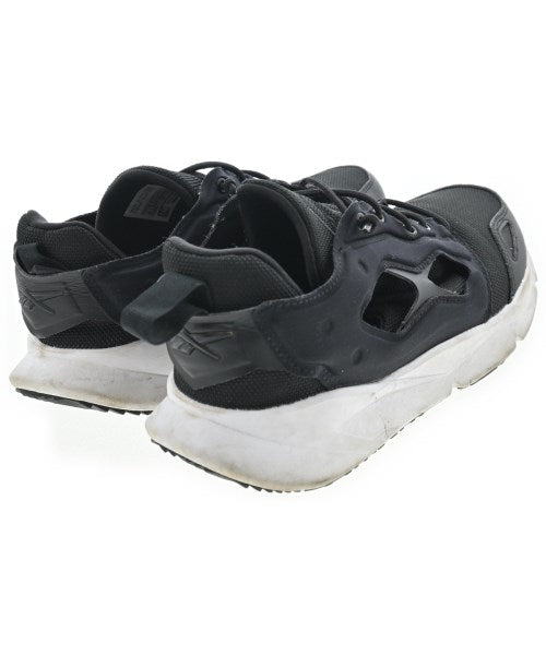 Reebok รองเท้าผ้าใบ