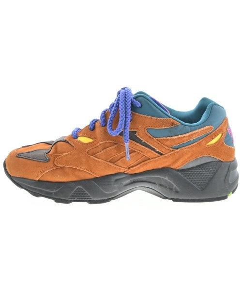 Reebok รองเท้าผ้าใบ