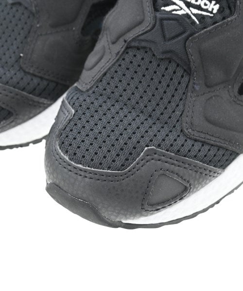 Reebok รองเท้าผ้าใบ
