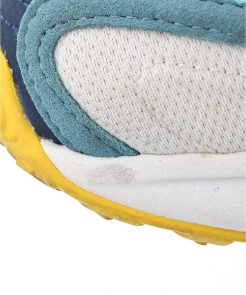 Reebok รองเท้าผ้าใบ