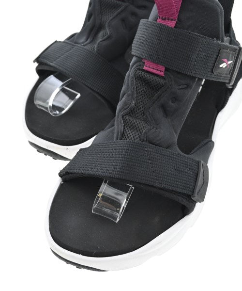 Reebok รองเท้าแตะ