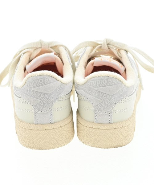 Reebok รองเท้าผ้าใบ