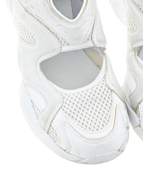 Reebok รองเท้าผ้าใบ