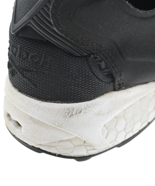 Reebok รองเท้าผ้าใบ