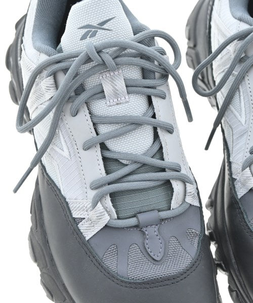Reebok รองเท้าผ้าใบ