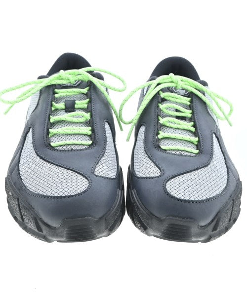 PUMA รองเท้าผ้าใบ