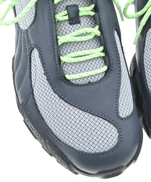 PUMA รองเท้าผ้าใบ