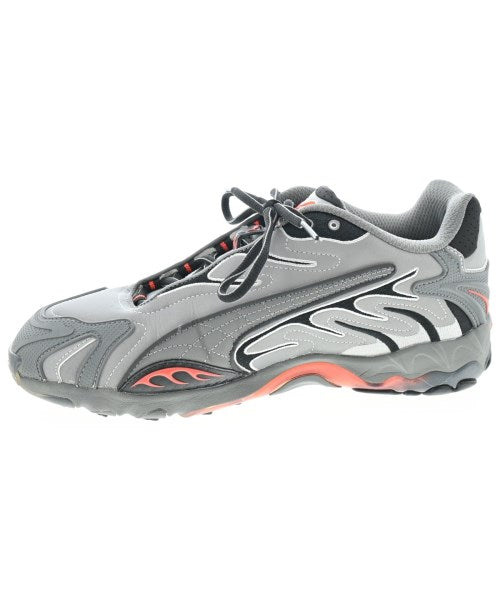 PUMA รองเท้าผ้าใบ