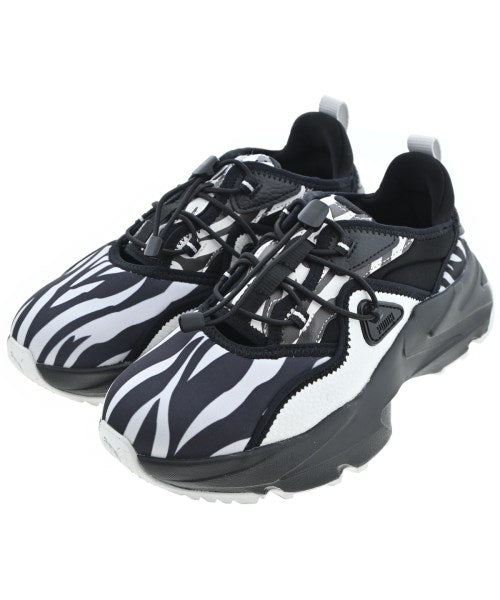 PUMA รองเท้าผ้าใบ