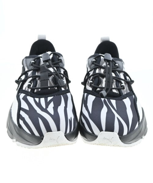 PUMA รองเท้าผ้าใบ