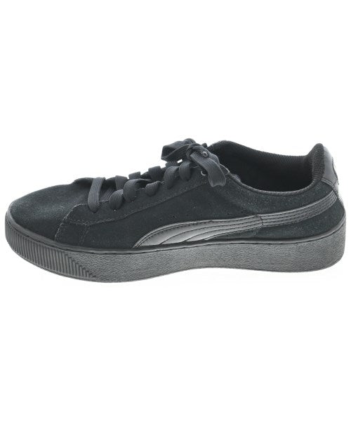 PUMA รองเท้าผ้าใบ