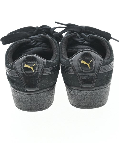PUMA รองเท้าผ้าใบ