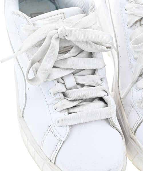 PUMA รองเท้าผ้าใบ