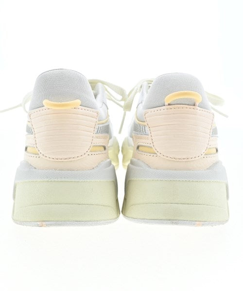 PUMA รองเท้าผ้าใบ