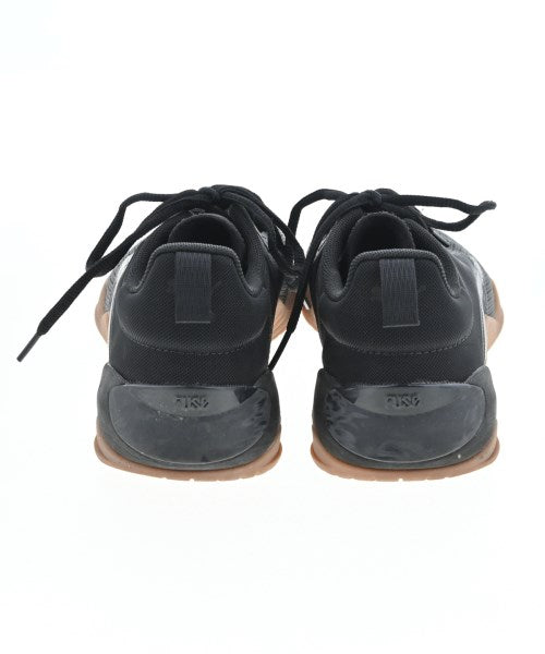 PUMA รองเท้าผ้าใบ