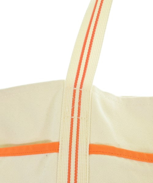 PUMA กระเป๋าถือขนาดใหญ่