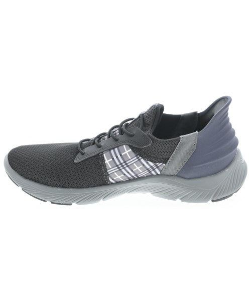 PUMA รองเท้าผ้าใบ
