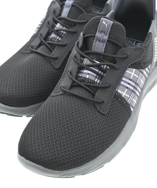 PUMA รองเท้าผ้าใบ