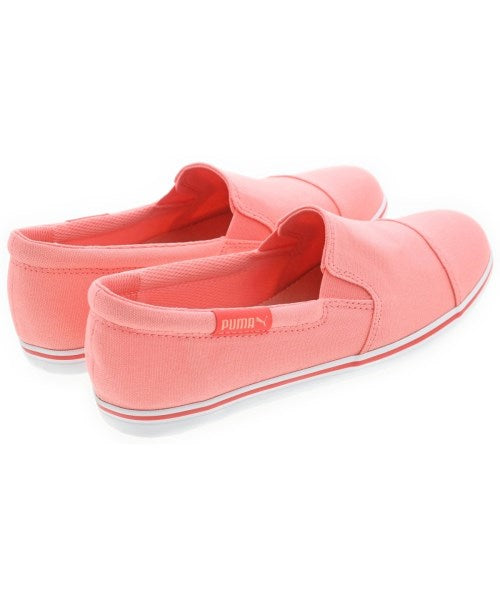 PUMA รองเท้าผ้าใบ