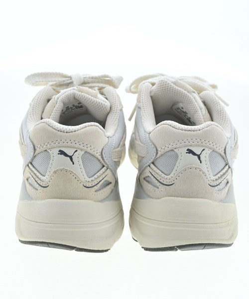 PUMA รองเท้าผ้าใบ