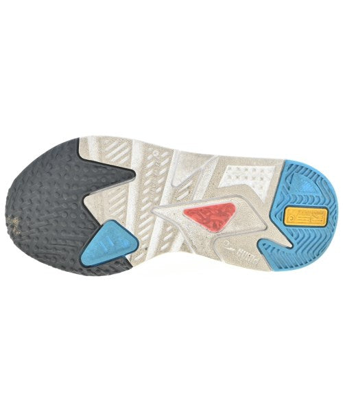 PUMA รองเท้าผ้าใบ