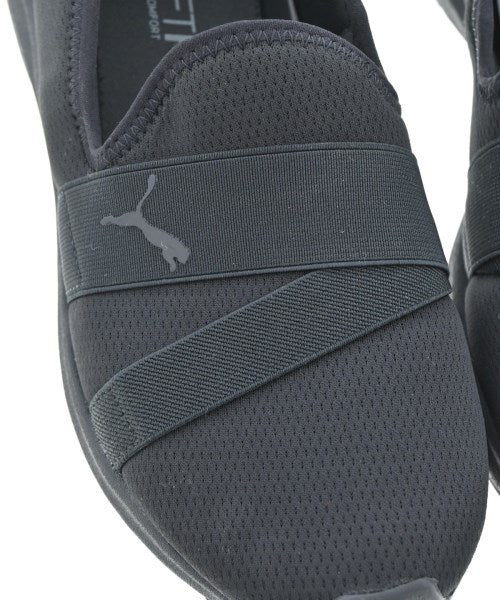 PUMA รองเท้าผ้าใบ