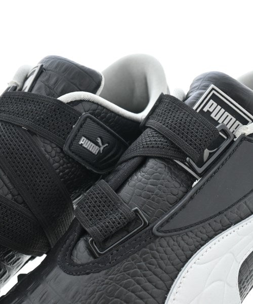 PUMA รองเท้าผ้าใบ