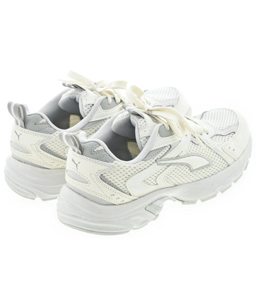 PUMA รองเท้าผ้าใบ