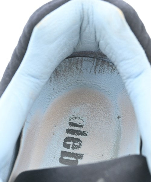 PUMA รองเท้าผ้าใบ