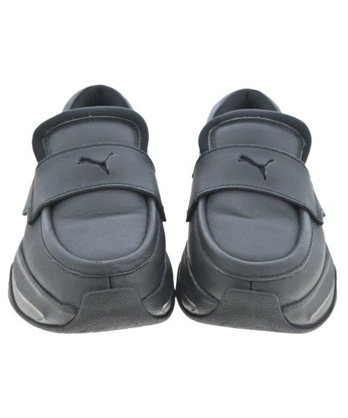 PUMA รองเท้าผ้าใบ